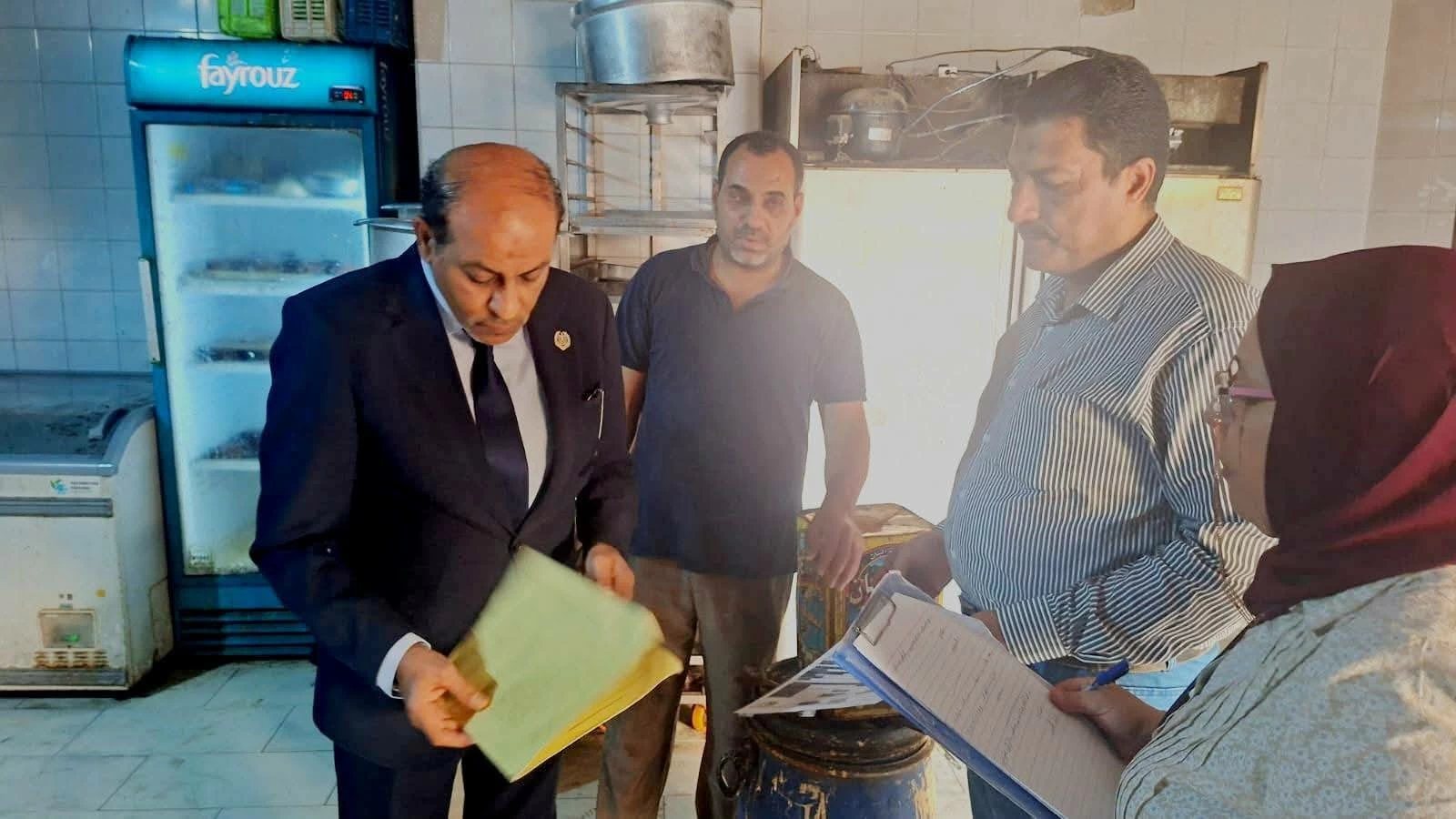 سقوط معمل ألبان ومحل عصائر بـ«العبور» في قبضة مباحث التموين