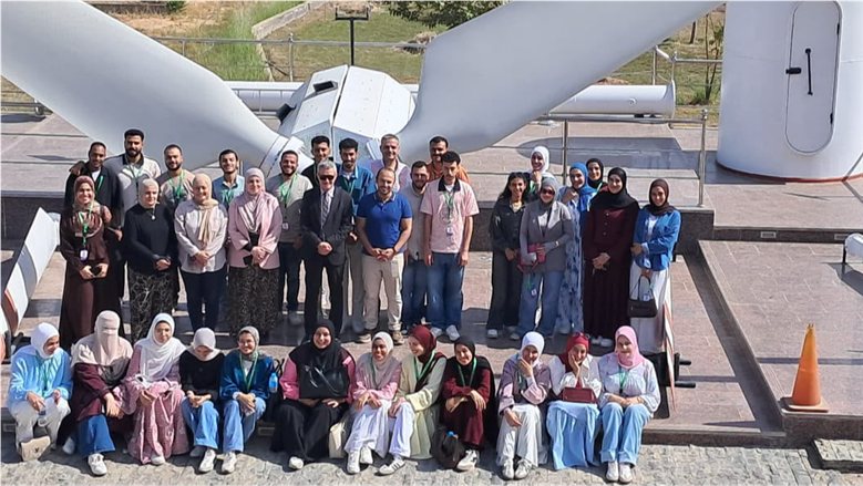 طلاب جامعة الدلتا التكنولوجية في زيارة ميدانية لهيئة الطاقة الجديدة والمتجددة