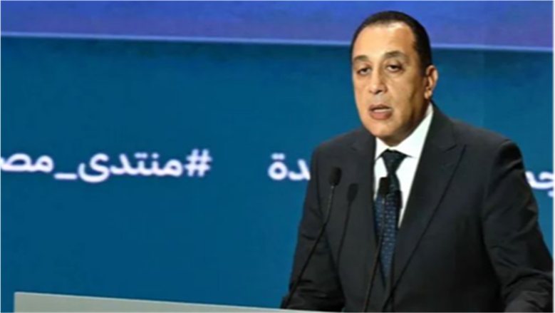 مدبولي يستعرض تطور قطاعات مياه الشرب والكهرباء والغاز الطبيعي ومشروعات الطاقة