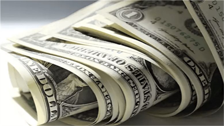 سعر الدولار اليوم في مصر يتجاوز 53 جنيهاً.. وأعلى سعر للبيع 53.30 جنيه