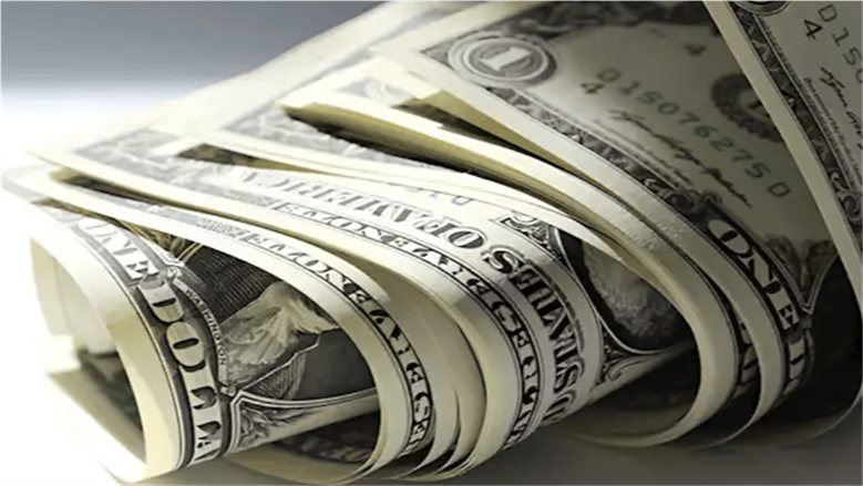 سعر البيع 53.80 جنيه.. تحديث سعر الدولار اليوم في البنوك