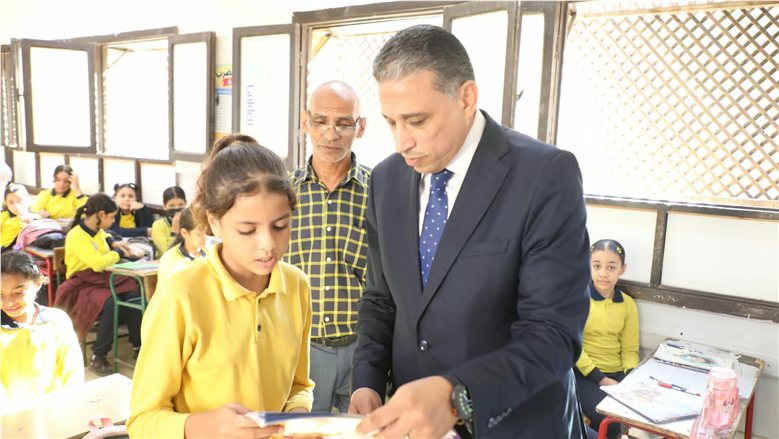 سعيد عطية يتفقد مدارس شمال الجيزة والعجوزة.. وتوجيهات مشددة لتحقيق الانضباط
