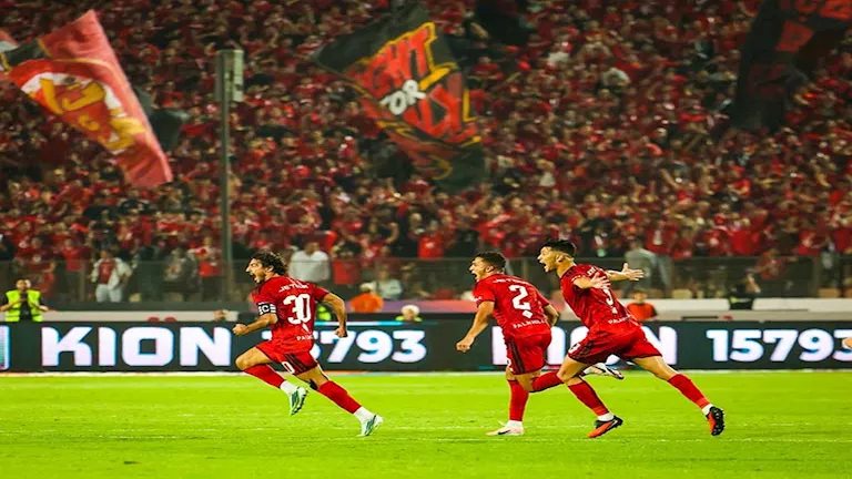 كيف تفاعل رواد مواقع التواصل الاجتماعي مع فوز الأهلي على الزمالك بالدوري؟ (كوميك)