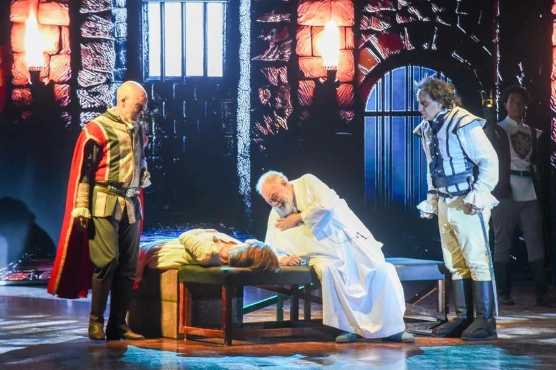 أبرزها «الملك لير» و«متولي وشفيقة».. 4 عروض تضيء البيت الفني للمسرح خلال عطلة نهاية الأسبوع