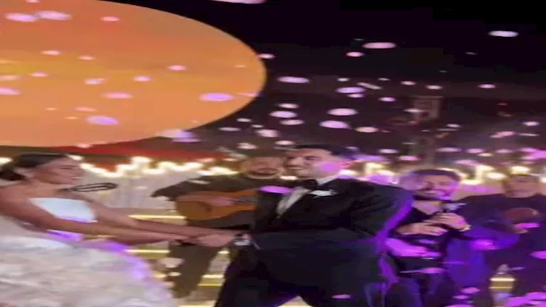 رامز جلال يفاجئ الإعلامي مجدي الجلاد بـ "مقلب" في حفل زفاف مصطفى شوبير (فيديو)