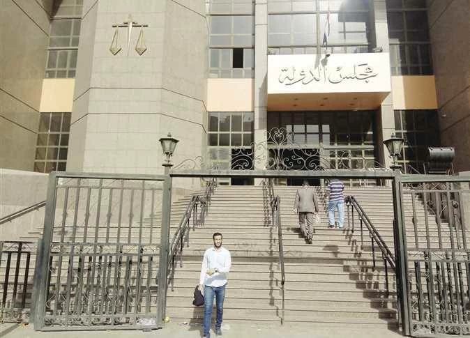 المحكمة التأديبية ببني سويف تجازي مسؤول حماية الأراضي بسبب مخالفات في محاضر التعدي بالبناء